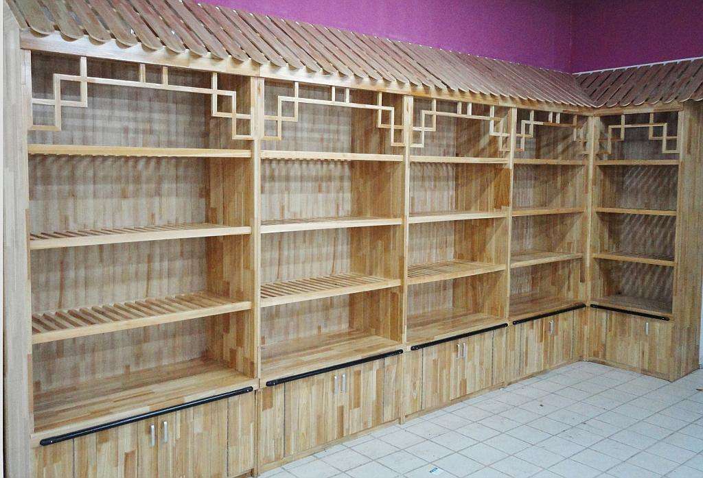 為何木質貨架在戶外時間長了會變色